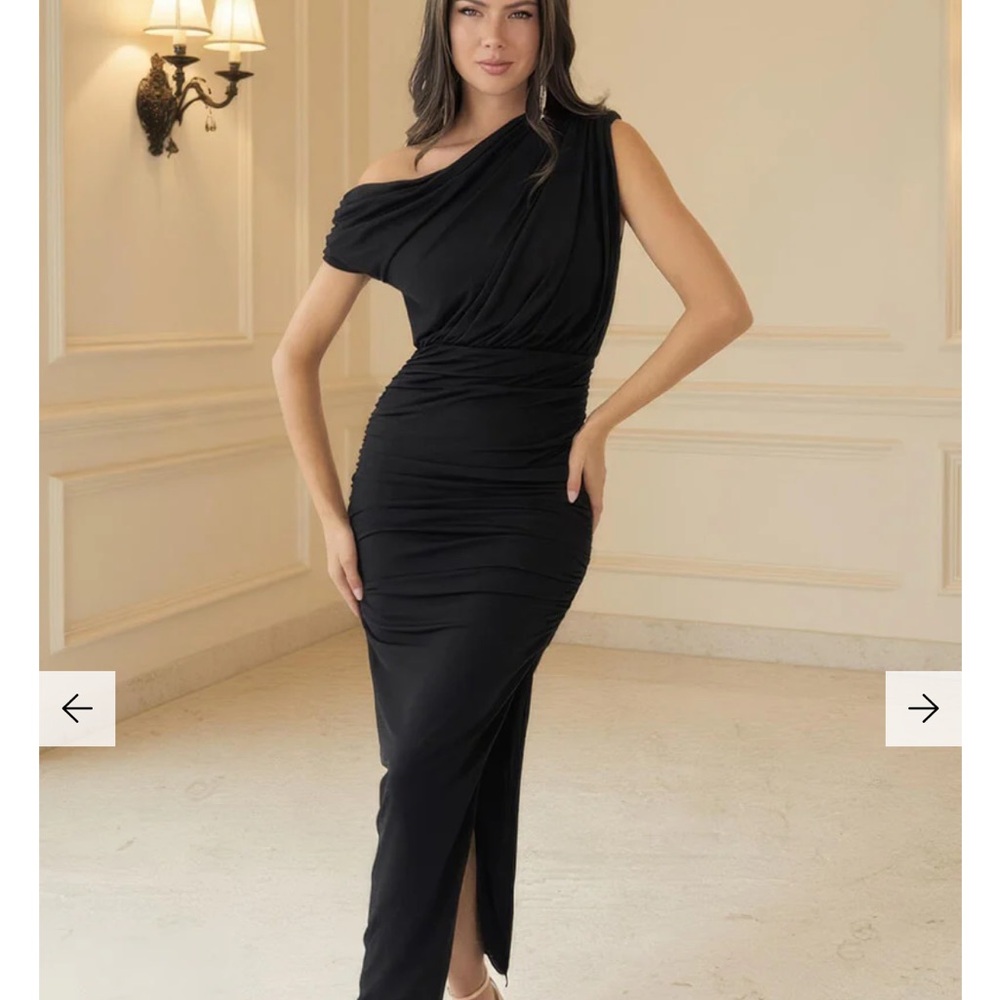 AX Paris Chic Black One-Shoulder Dress